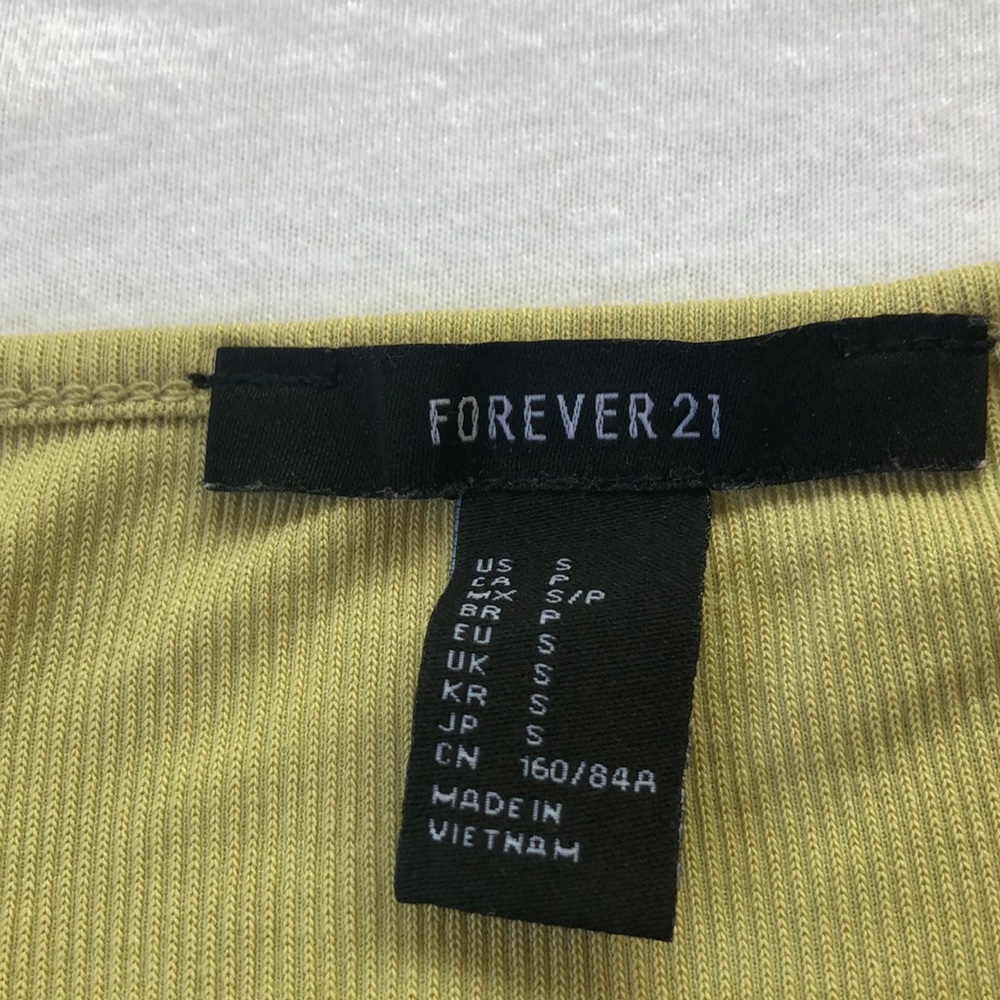 🌷Spring Essential Top 🌷 - Picture 3 of 3